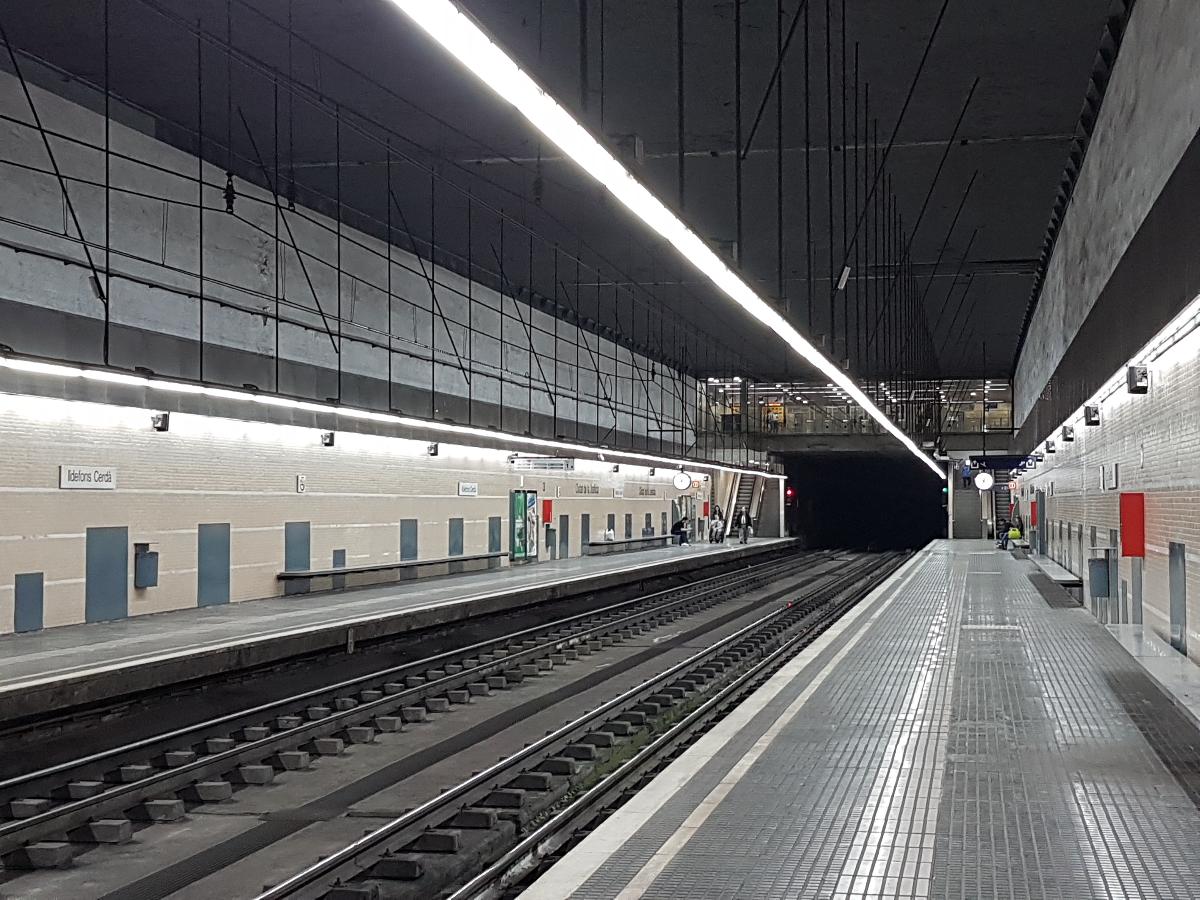 Metrobahnhof Ildefons Cerdà 
