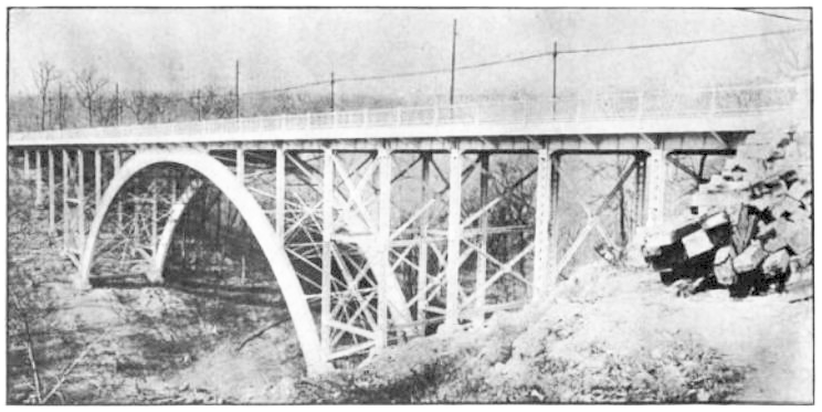 The original Fern Hollow Bridge in Pittsburgh, completed in 1901 and demolished in 1972 This carried Forbes Avenue over the west branch of Nine-Mile run.