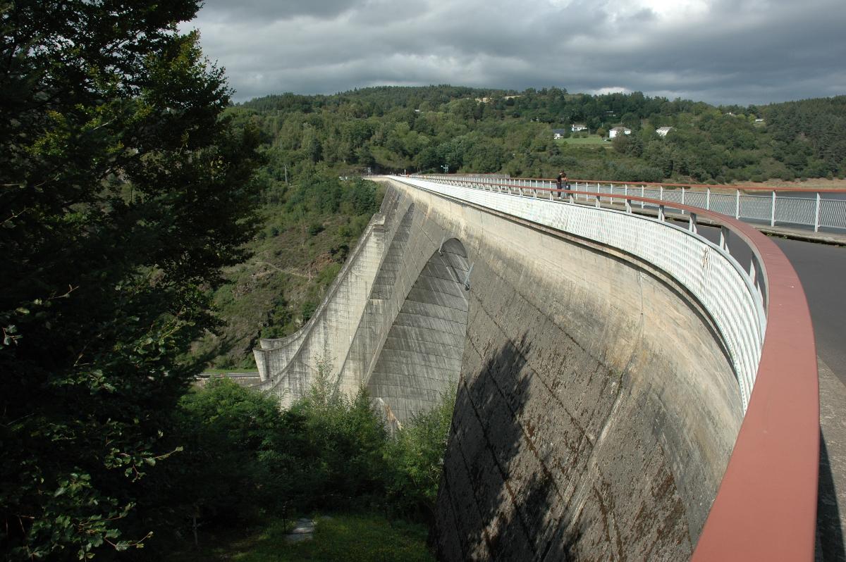 Grandval Dam 