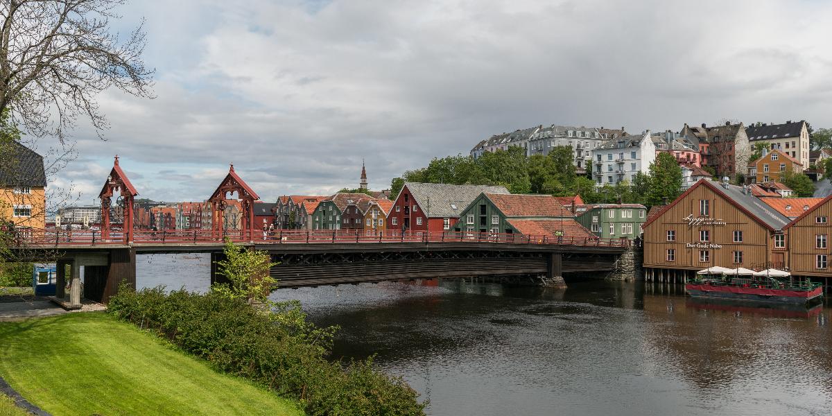 A southwest view of Gamle Bybro, the old town bridge in Trondheim 