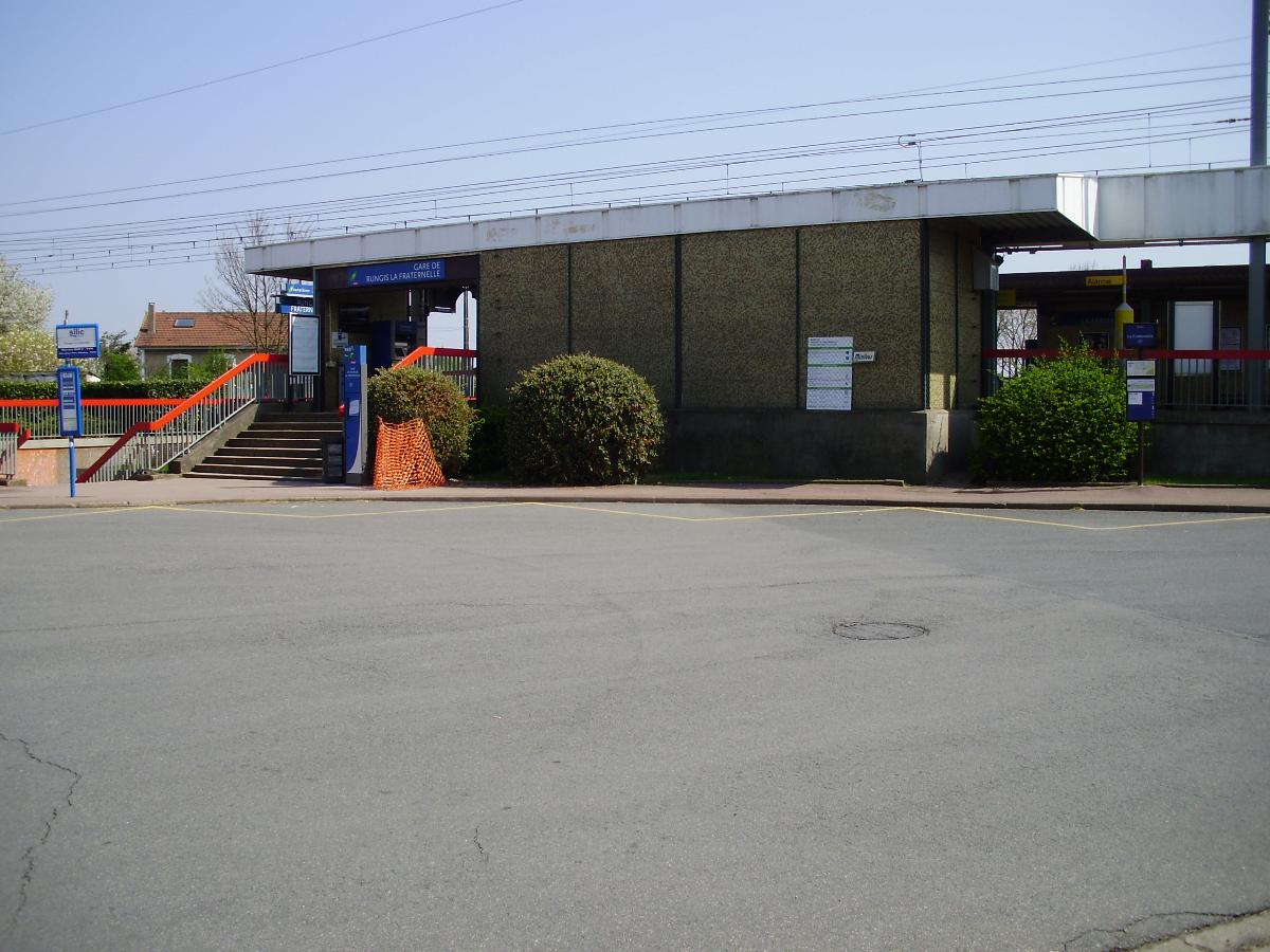 Bahnhof Rungis - La Fraternelle 