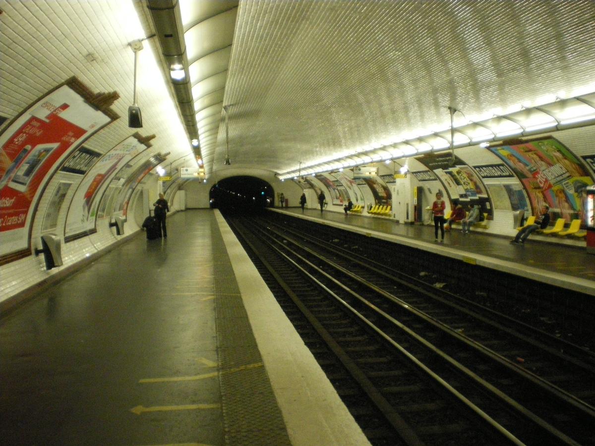 Metrobahnhof Garibaldi 