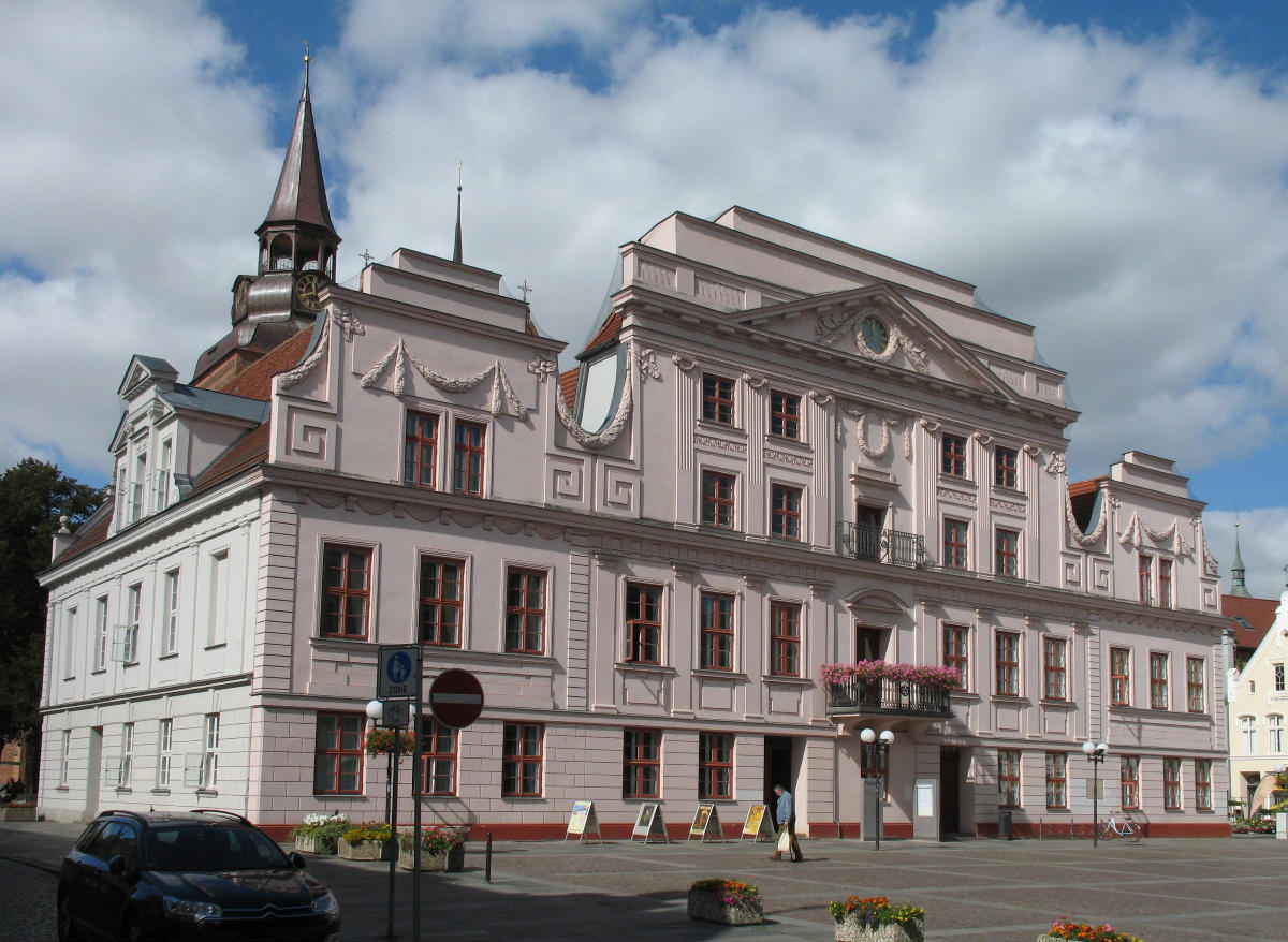 Rathaus am Markt in Güstrow 