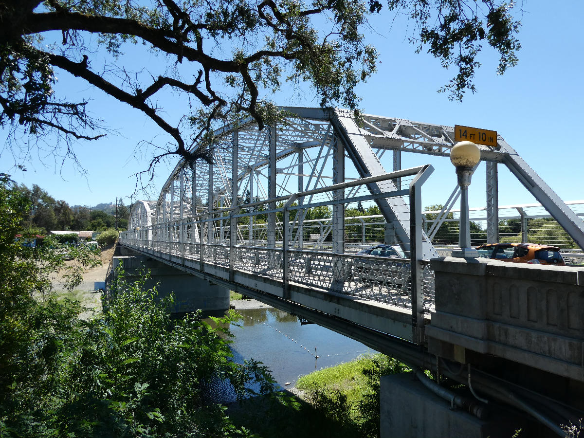 Healdsburg Memorial Bridge 