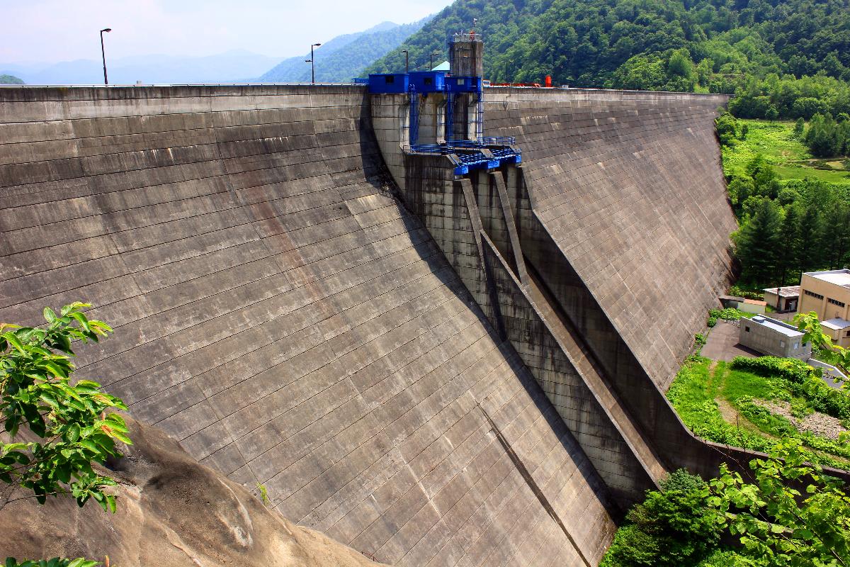 Iwaonai Dam 