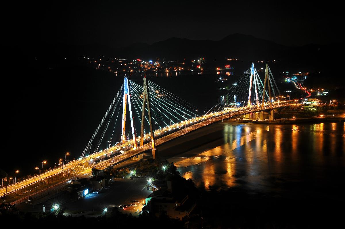 Jindo Bridge in South Korea 