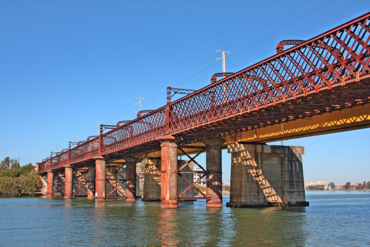 Meadowbank Railway Bridge 