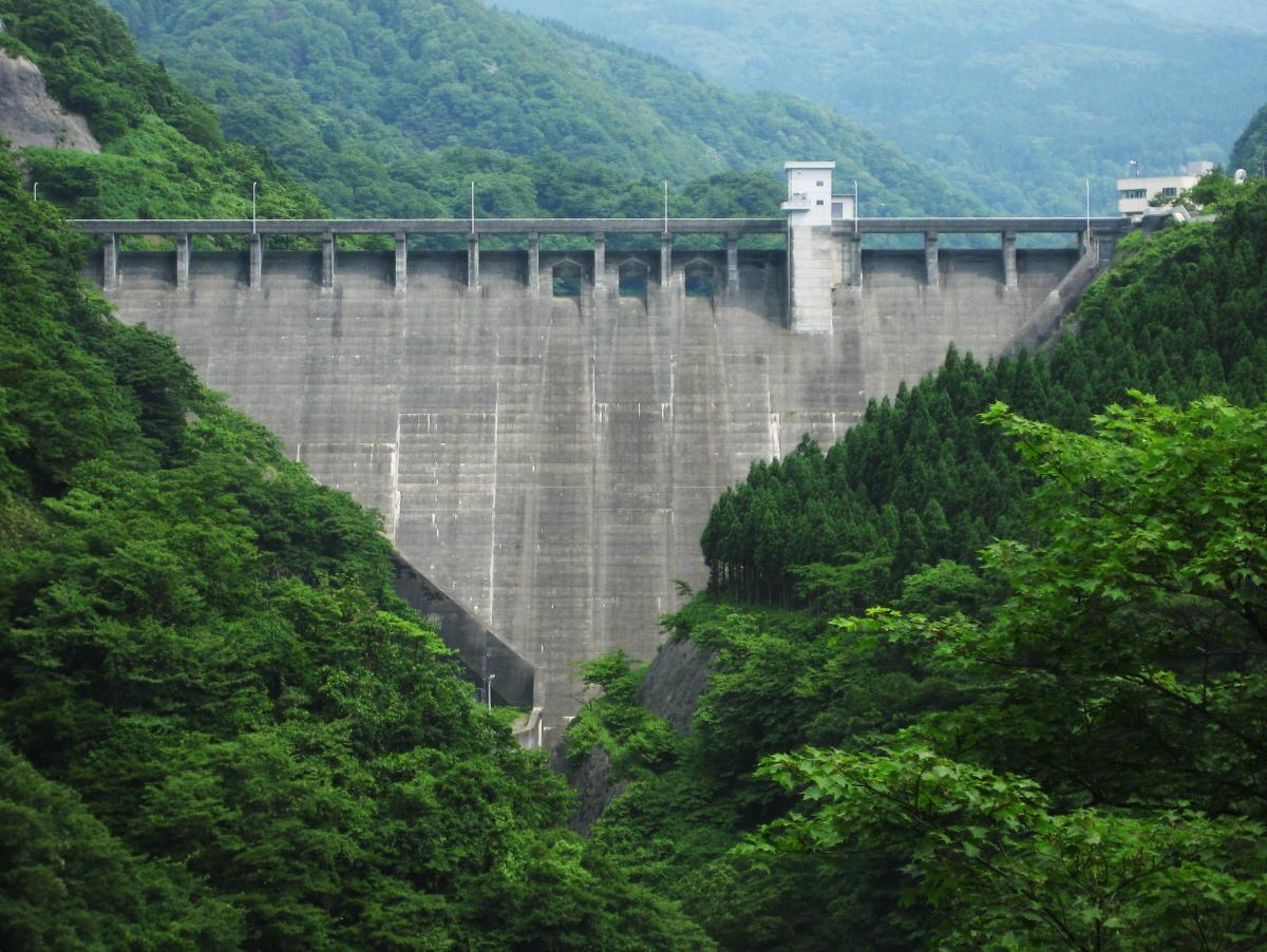 Kumanogawa Dam. 