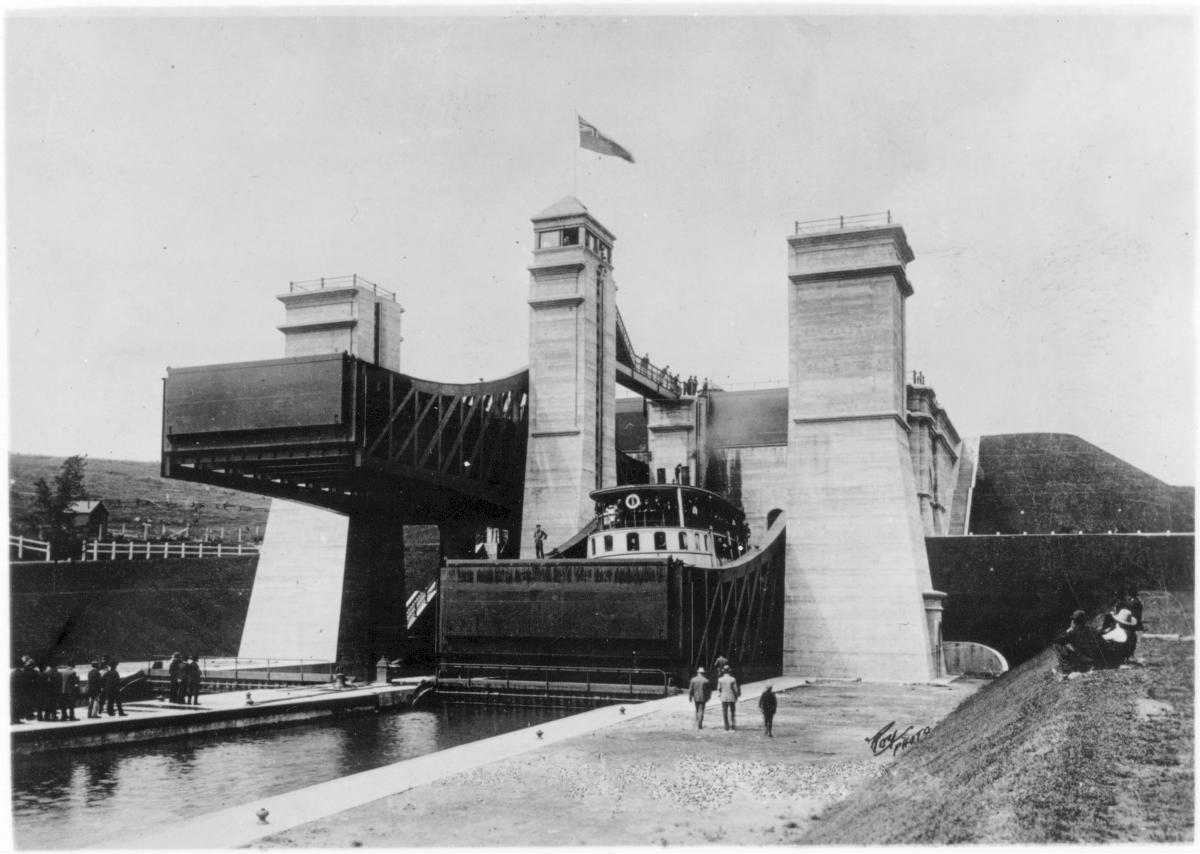 Peterborough Lift Lock 