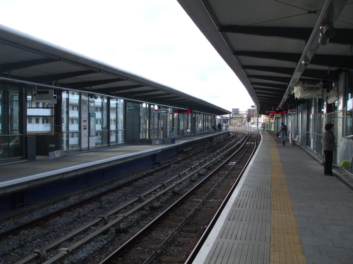 Limehouse DLR Station 
