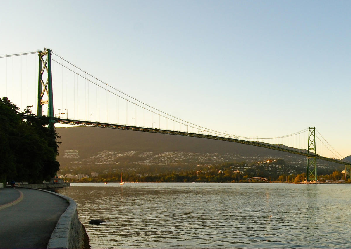 Lions Gate Bridge 