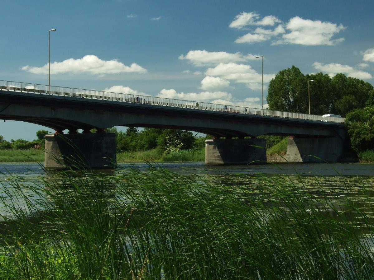Road bridge over Nogat in Malbork, Pomorskie voivodship, Poland 