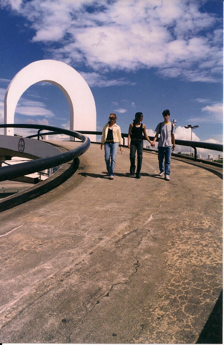 Passerelle du Mémorial de l'Amérique latine 