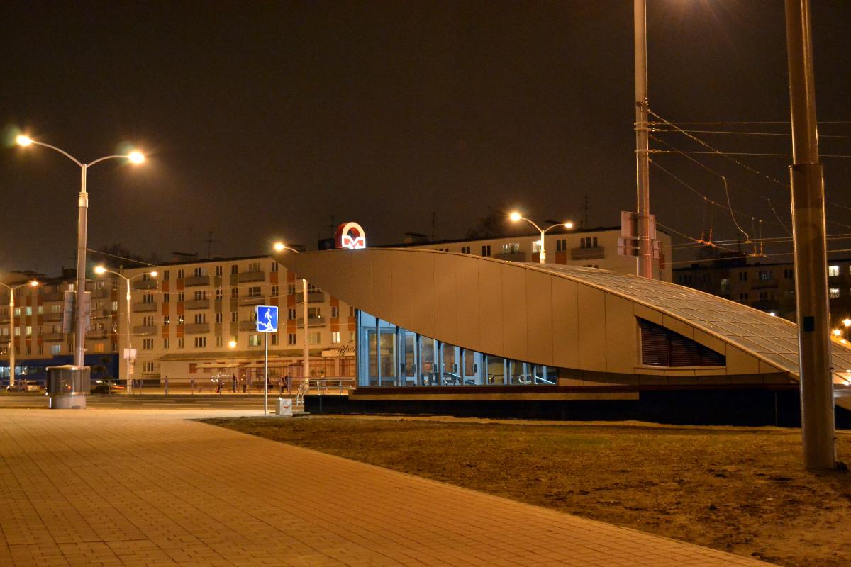 Metrobahnhof Michalova 