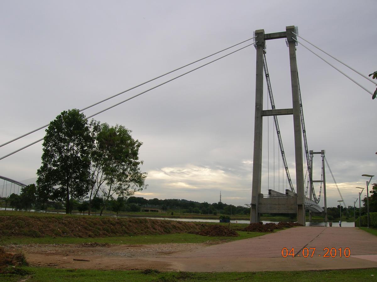 Monorail suspension bridge (unfinished), Jalan Tuanku Abdul Rahman, Putrajaya 