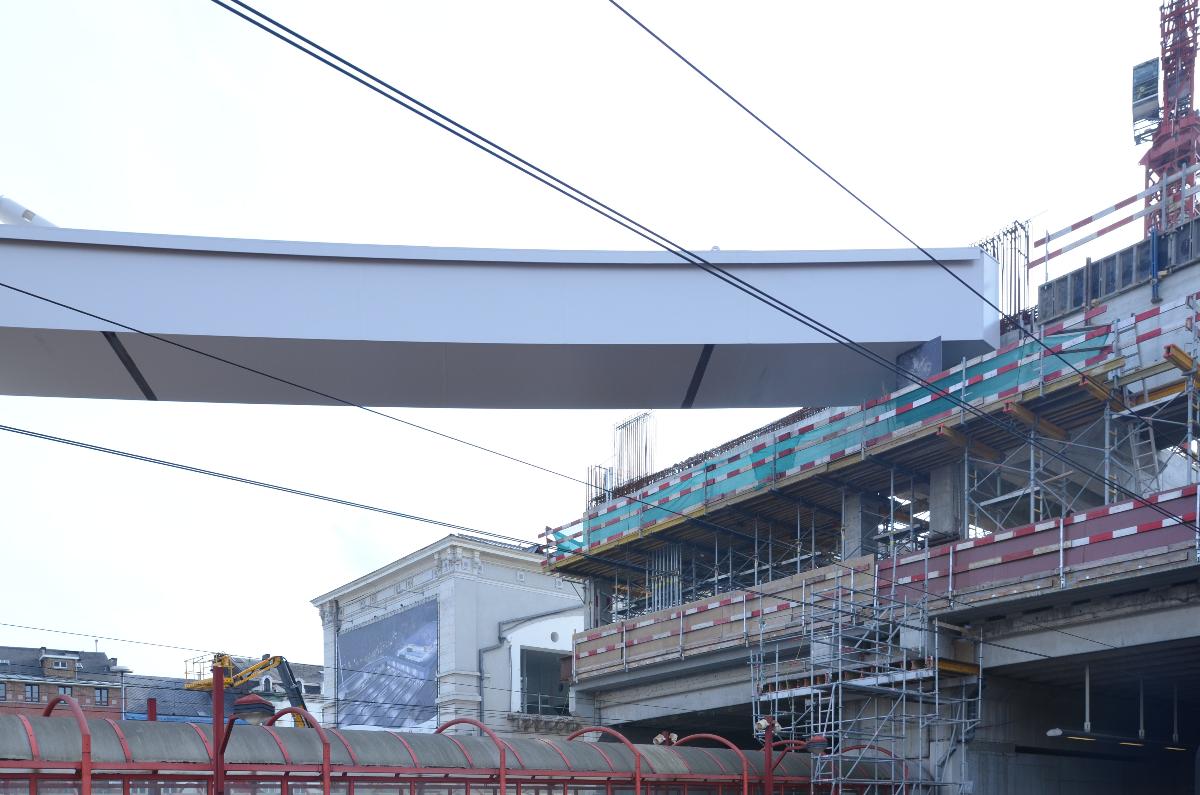 Gare de Namur - Construction de la rampe d'accès à la plateforme de la gare multimodale 