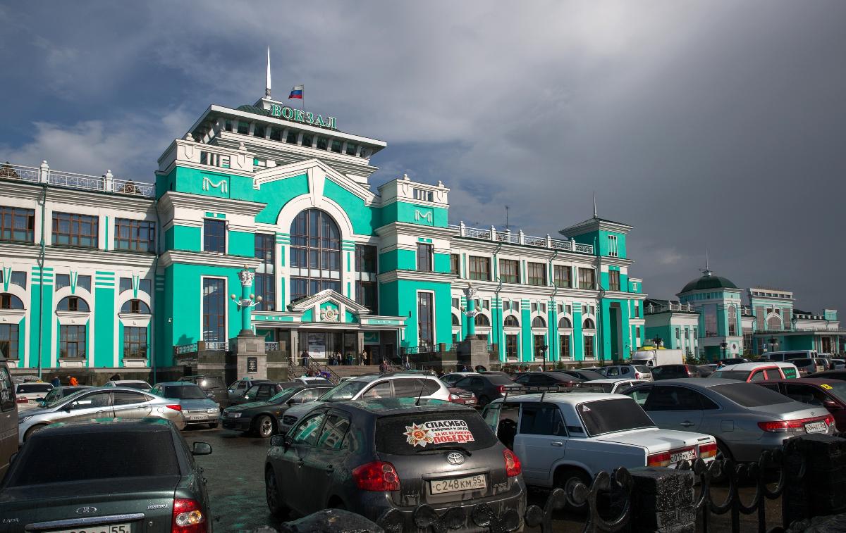 On the way to Siberia; Omsk Railway Station 