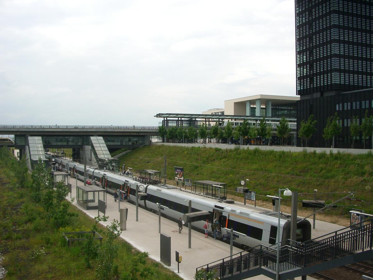 ﻿Ørestad Metro Station 