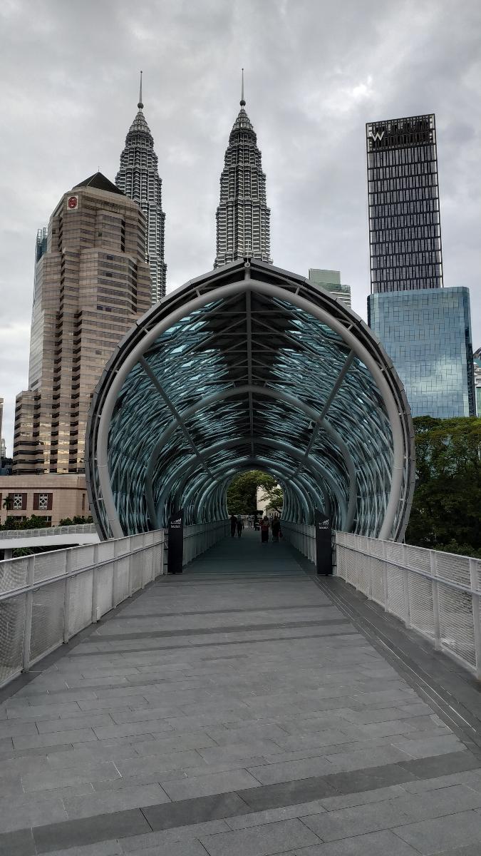 Saloma Link Bridge in Kuala Lumpur, Malaysia 