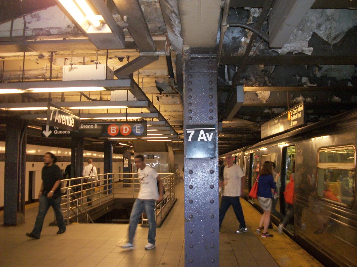 Seventh Avenue Subway Station (Sixth Avenue Line) 