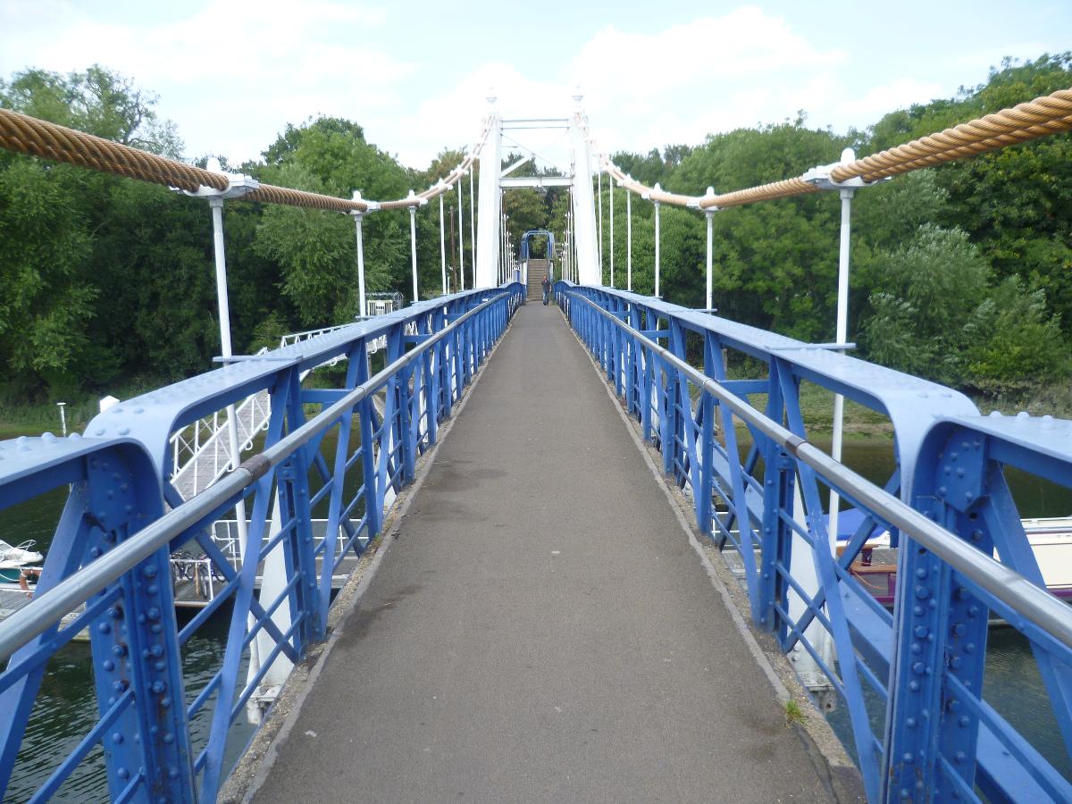 Suspension bridge at Teddington Weir  
