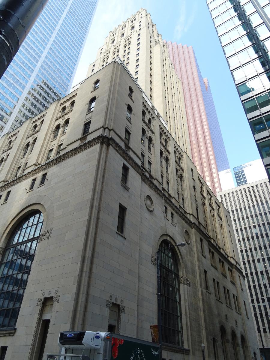 The Canadian Bank of Commerce Building (Commerce Court North) - 25 King St W, Toronto, ON M5L 2A1, Canada 