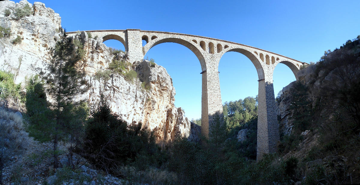 Viaduc de Varda 