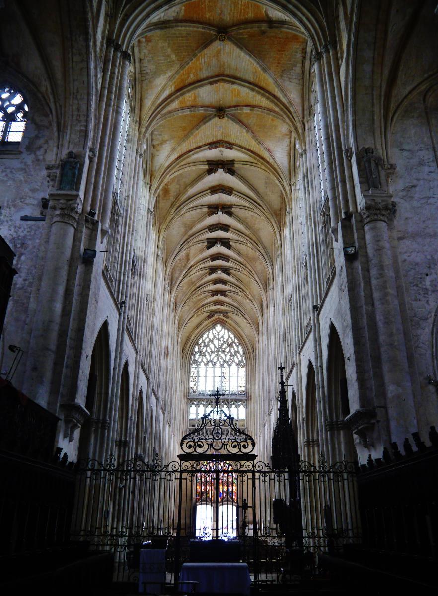 Langhaus der Abteikirche der Heiligsten Dreifaltigkeit, Vendôme, Département Loir-et-Cher, Region Zentrum-Loiretal, Frankreich 