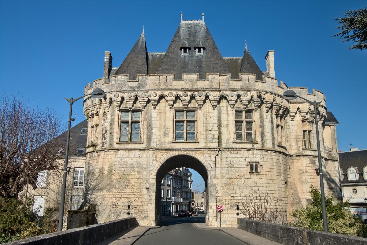 Saint-Georges Gate 