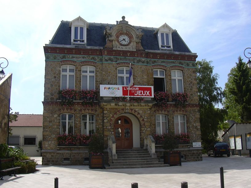 Villiers-le-Bel Town Hall 