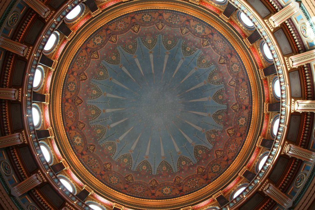 Williamsburgh Savings Bank The rotunda of George B. Post's Williamsburgh Savings Bank building features an elaborate mural by artist Peter B. Wight, which was restored along with the rest of the building when it was converted into the event space Weylin in 2014