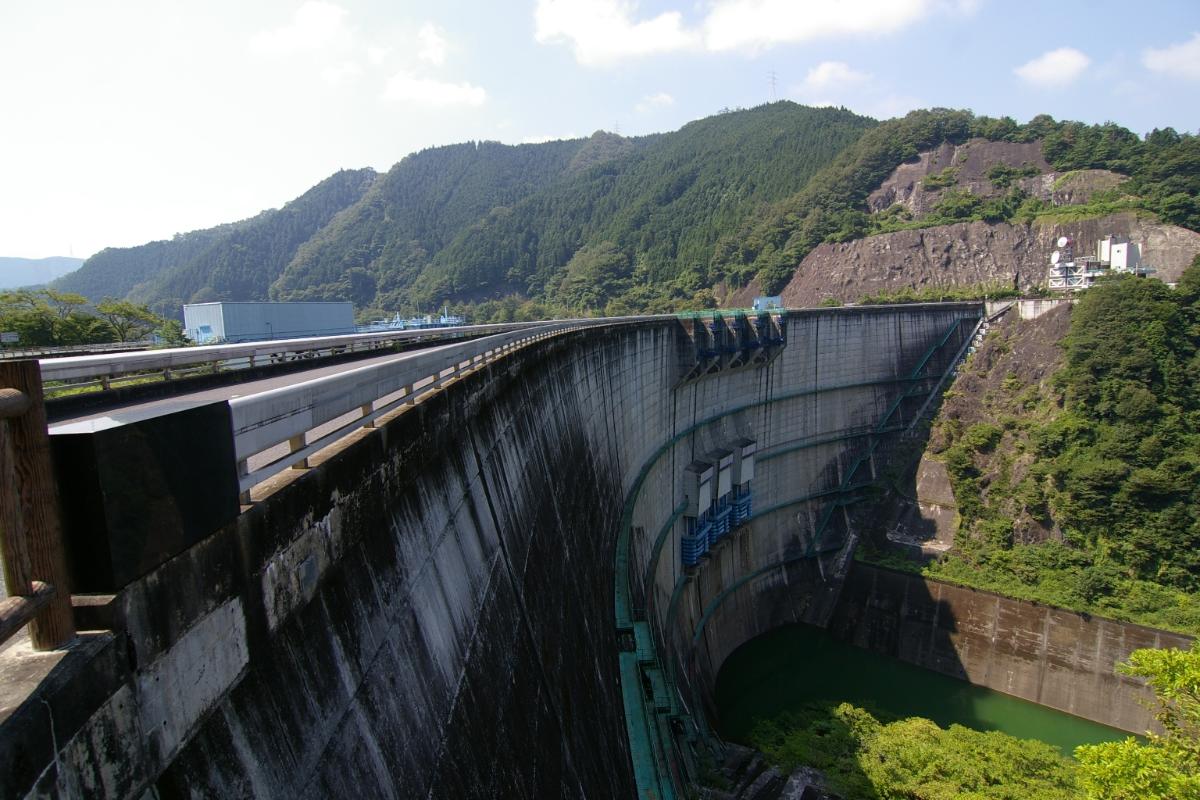 Yahagi Dam (Kushihara, Ena City, Gifu Pref., Japan) 