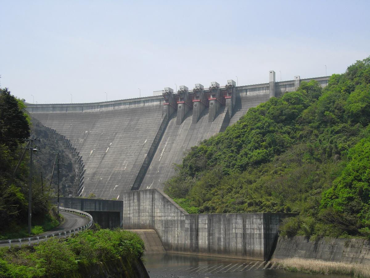 Barrage de Yasaka 